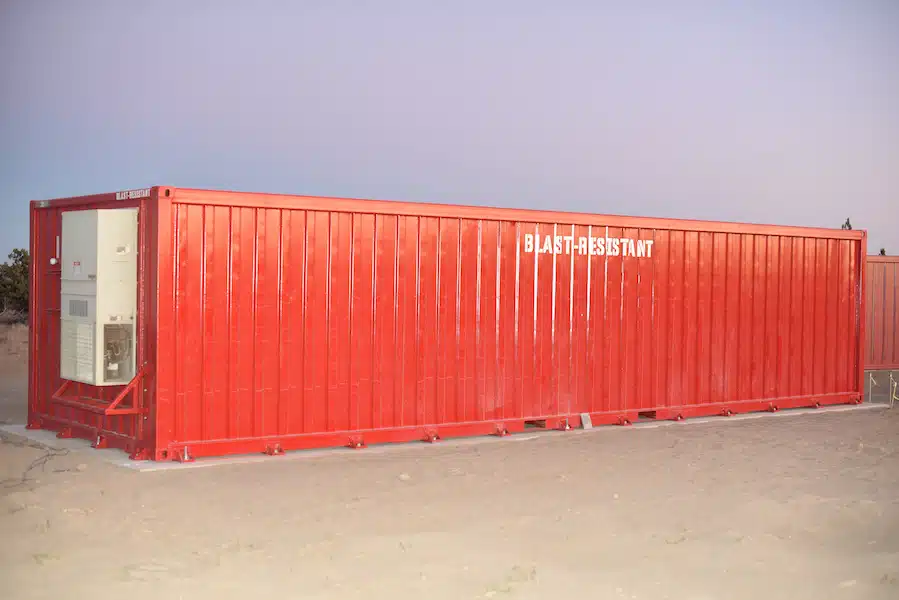 steel-building-before-blast